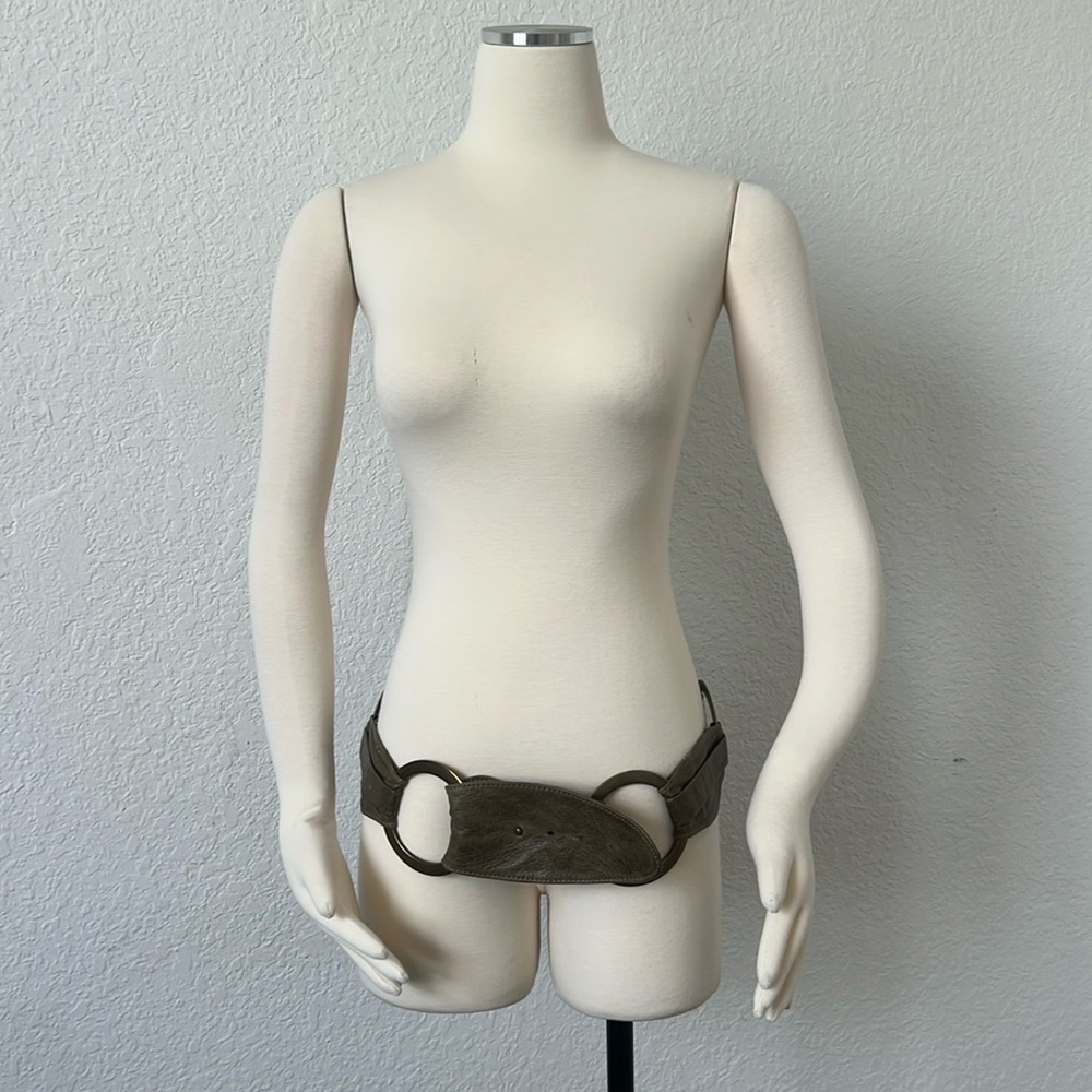 Gently Used Streets Ahead pull through belt